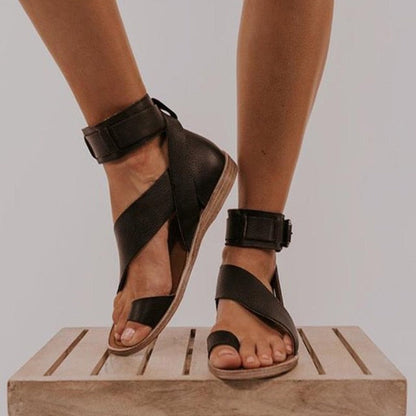 Sandales Cm | avec bride croisée et anneau d'orteil