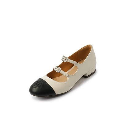Ballerines brodées en cuir véritable