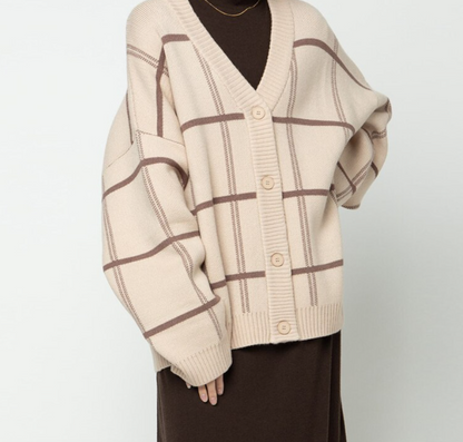 Romy Retro Cardigan | Une tenue décontractée et confortable