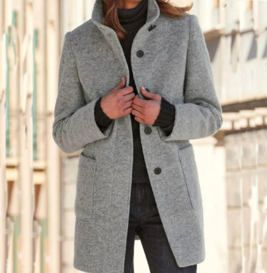 Manteau Felicity élégant et stylé avec boutons