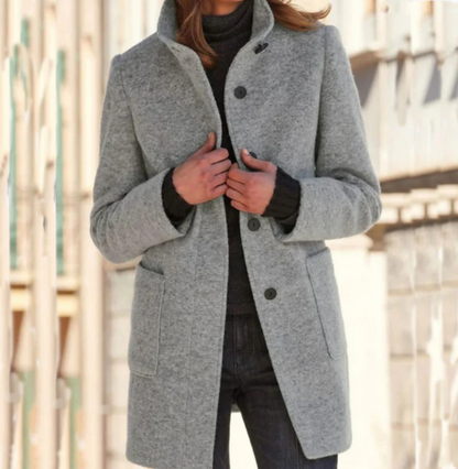 Manteau Felicity élégant et stylé avec boutons