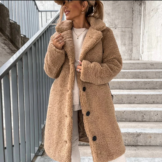 Nicole - Nappe en peluche pour femme