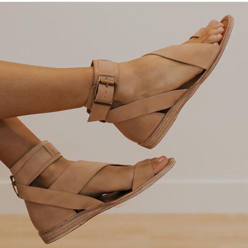Sandales Cm | avec bride croisée et anneau d'orteil