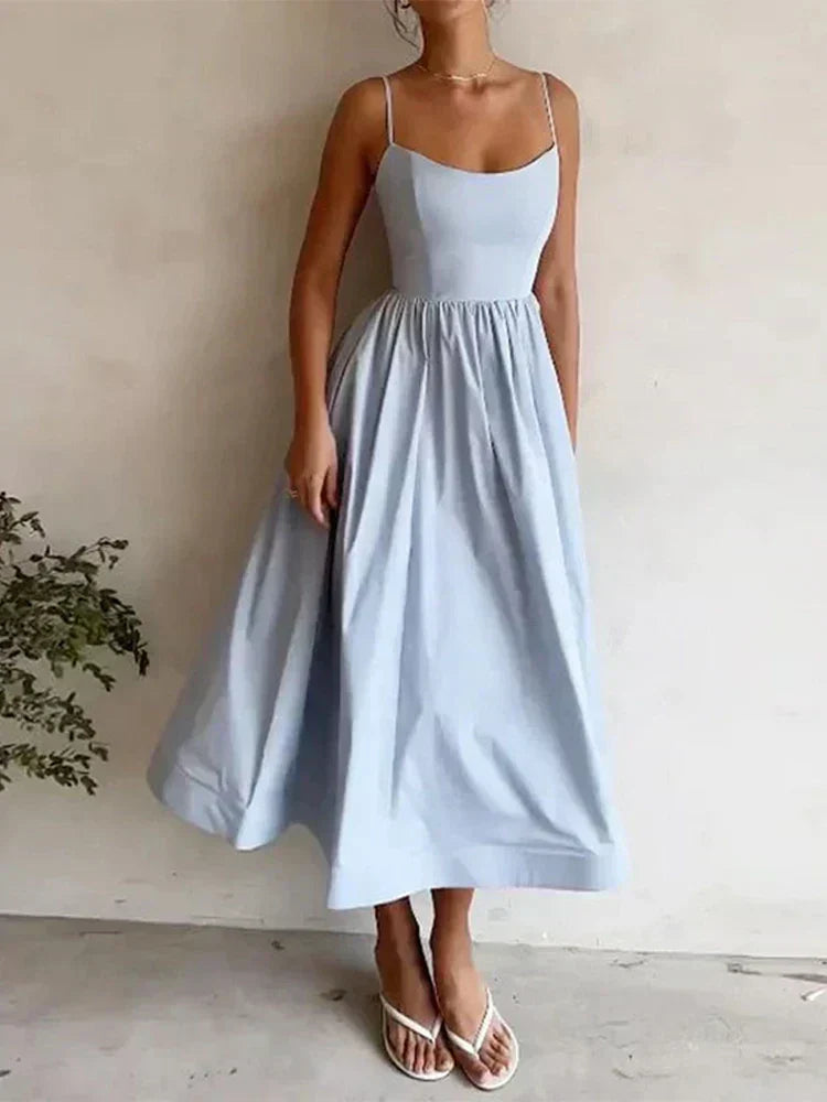 Robe d'été sexy avec un décolleté flatteur