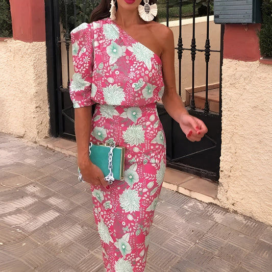 Robe élégante à une seule bretelle