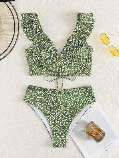 Bikini à la taille et à l'air libre