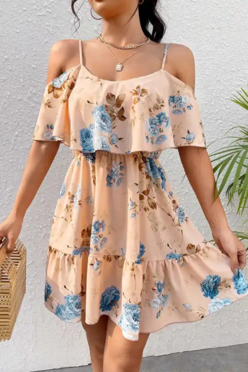 Tullia | Romantic Off-shoulder Waist Dress