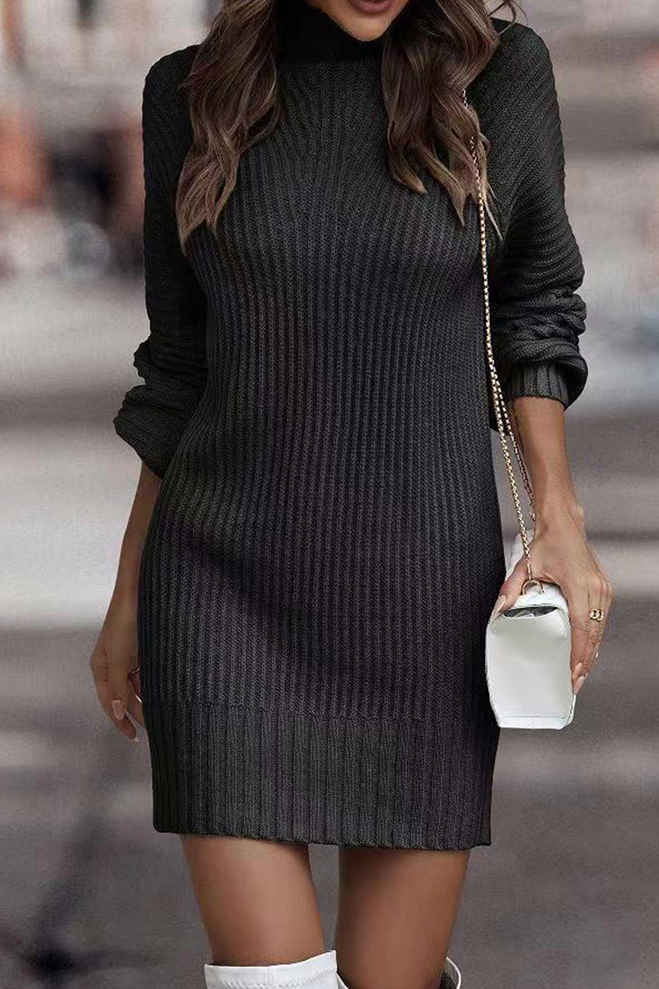 Robe en jersey tendance avec col dissimulé pour des tenues chics.