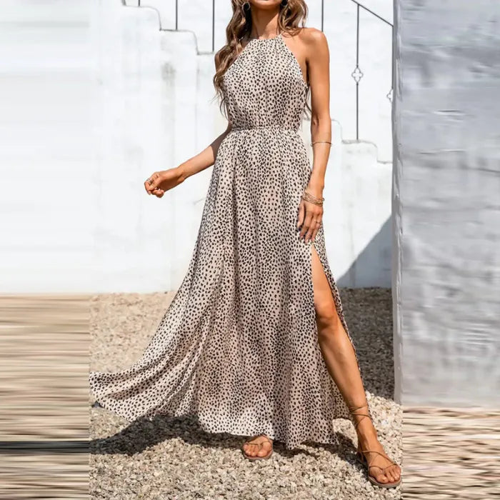 Robe d'été avec imprimé léopard et découpe sur la jambe