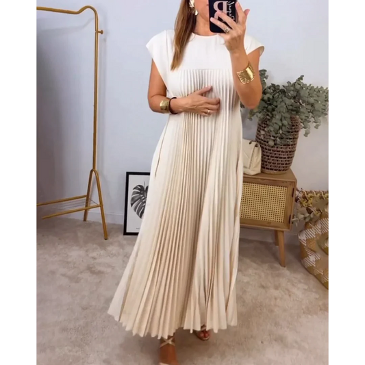 Robe longue plissée à manches courtes et style élégant
