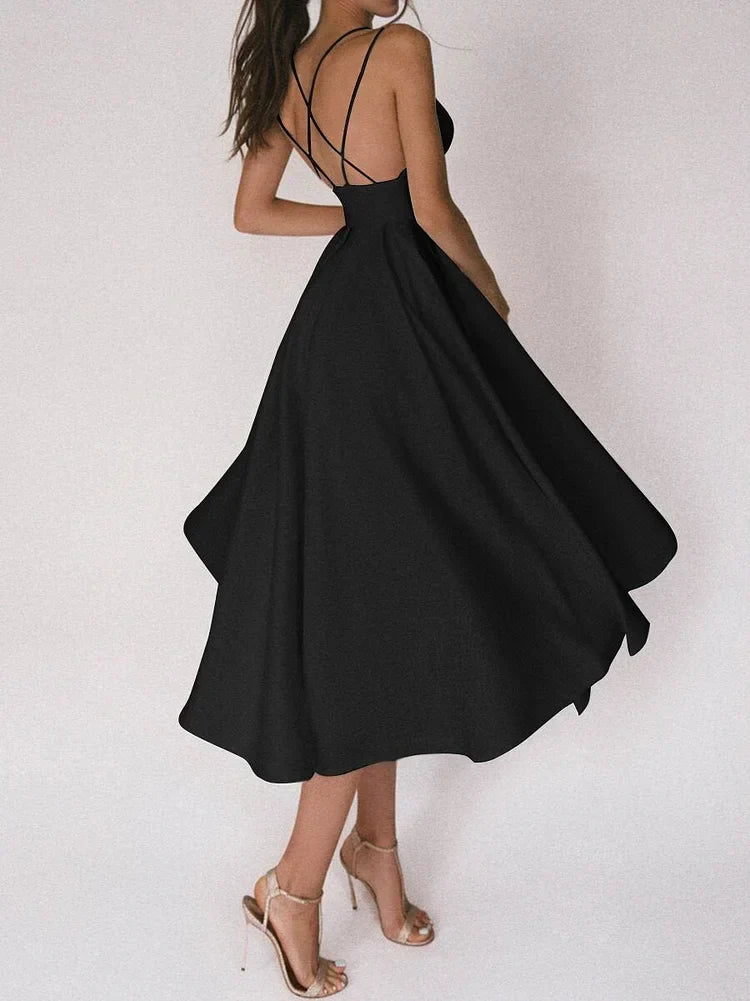Élégante robe sans bretelles à encolure en V