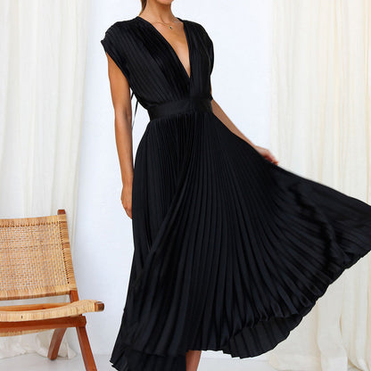 Robe sans manches avec encolure en V et coupe ajustable