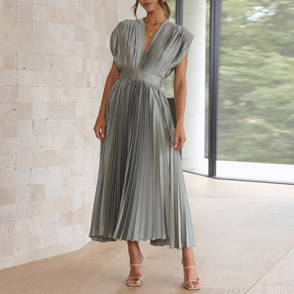 Robe sans manches avec encolure en V et coupe ajustable