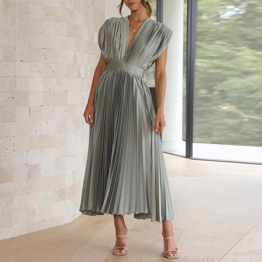 Robe sans manches avec encolure en V et coupe ajustable