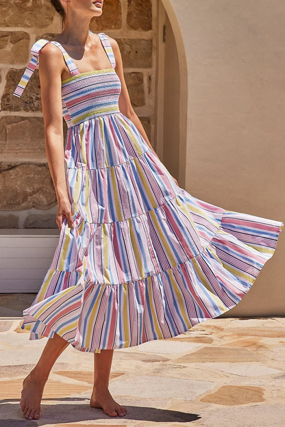 Robe à fines bretelles et pois sur Fashion Street