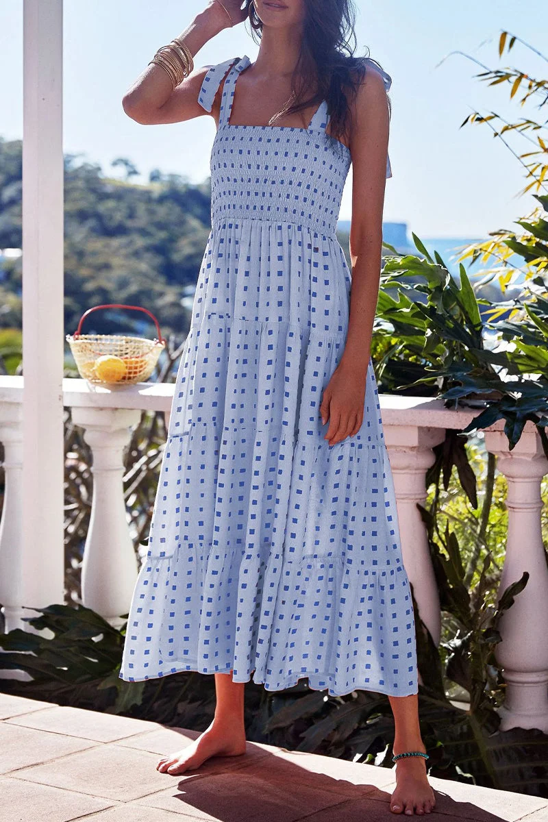 Robe à fines bretelles et pois sur Fashion Street