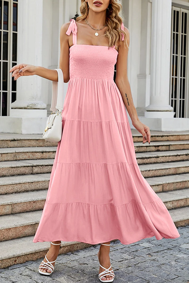 Robe à fines bretelles et pois sur Fashion Street