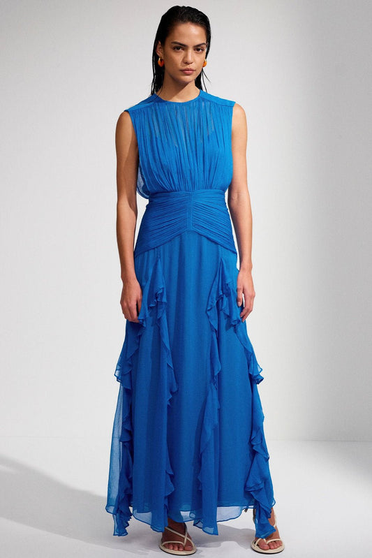 Robe longue plissée Eileen avec encolure ronde et volants