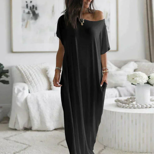 Élégance sans effort dans une robe t-shirt maxi