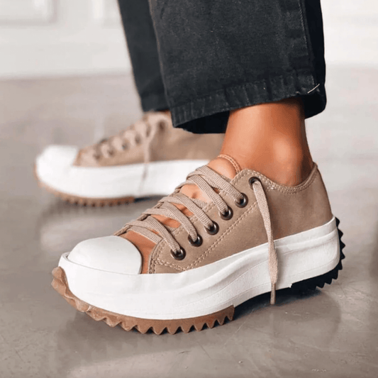 Jinky | Chaussures à lacets à plateforme tendance