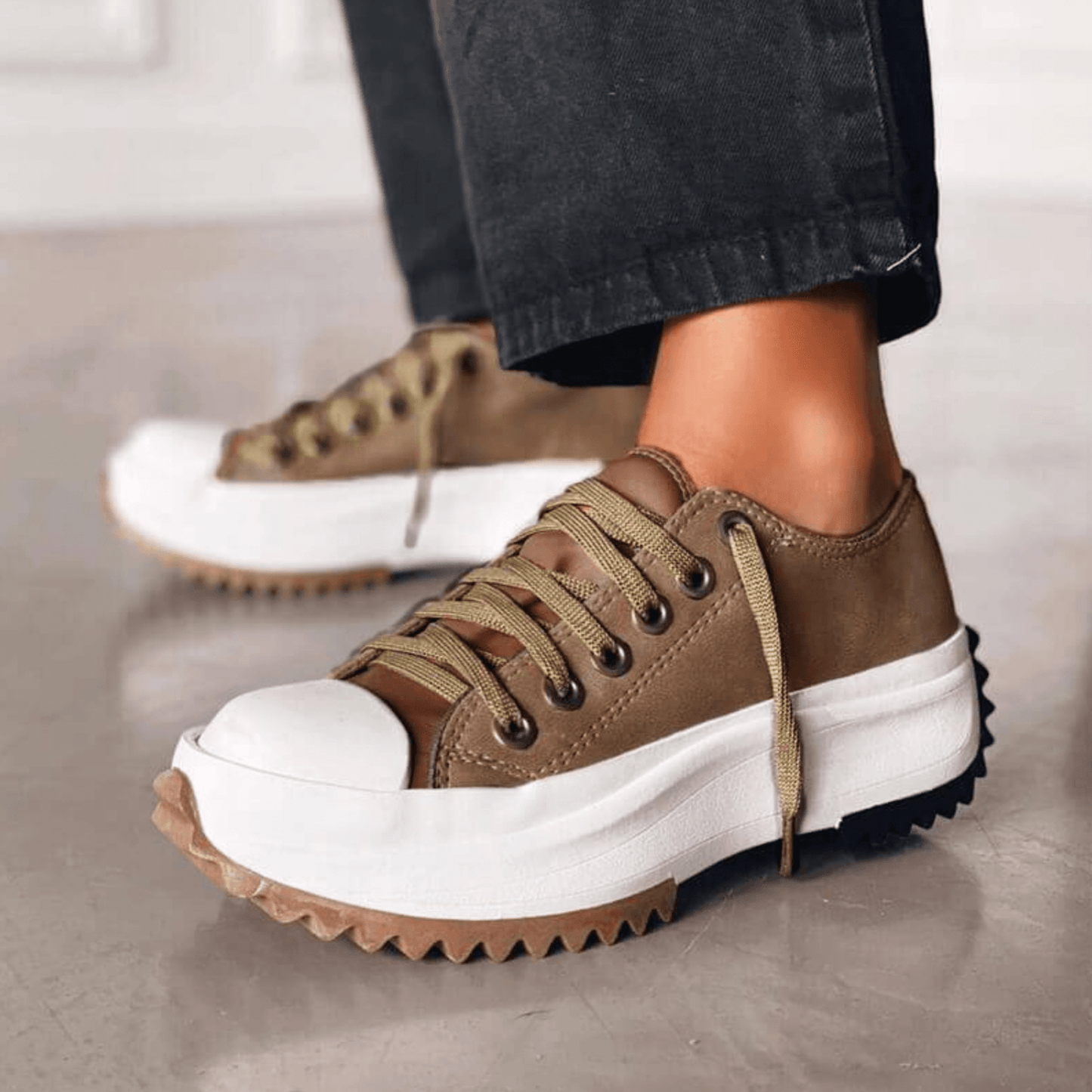 Jinky | Chaussures à lacets à plateforme tendance