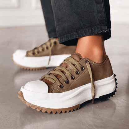 Jinky | Chaussures à lacets à plateforme tendance