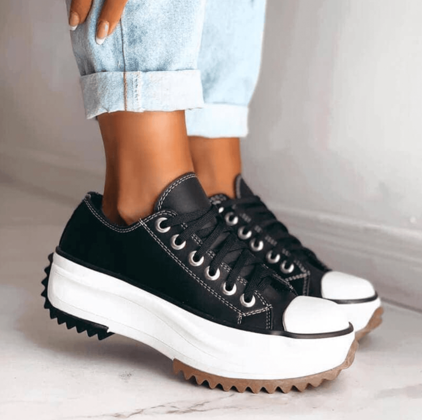 Jinky | Chaussures à lacets à plateforme tendance