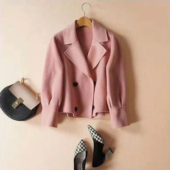 Jessa - un manteau court uni pour femme