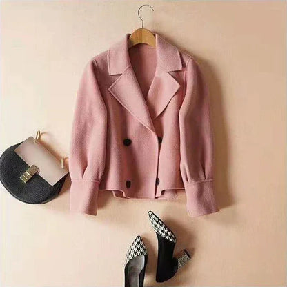 Jessa - un manteau court uni pour femme