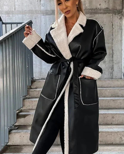 Veste longue en cuir avec fourrure pour femme