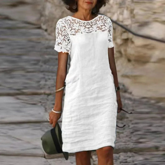 Robe en toile de coton avec dentelle