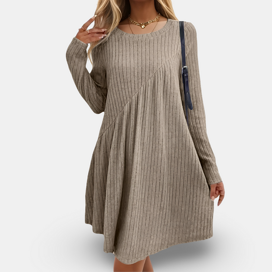 Robe confortable et décontractée au design moderne