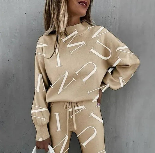 Tracksuit Ladies - Casual - Perfect for Relaxed Days