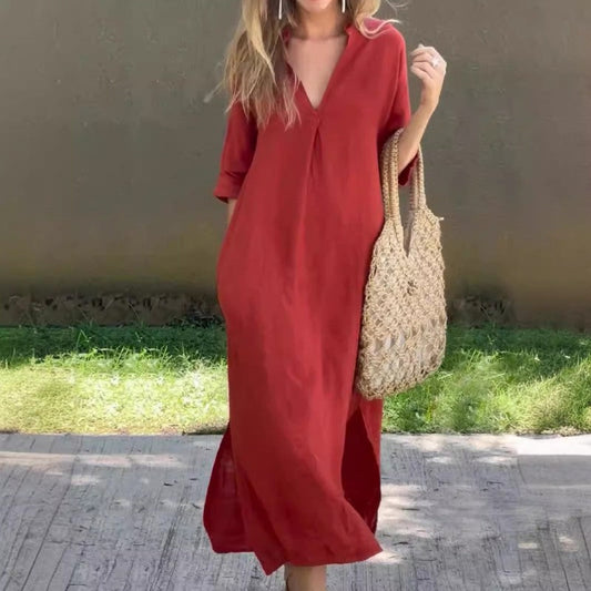 Robe longue élégante avec encolure en V et fente sur le côté