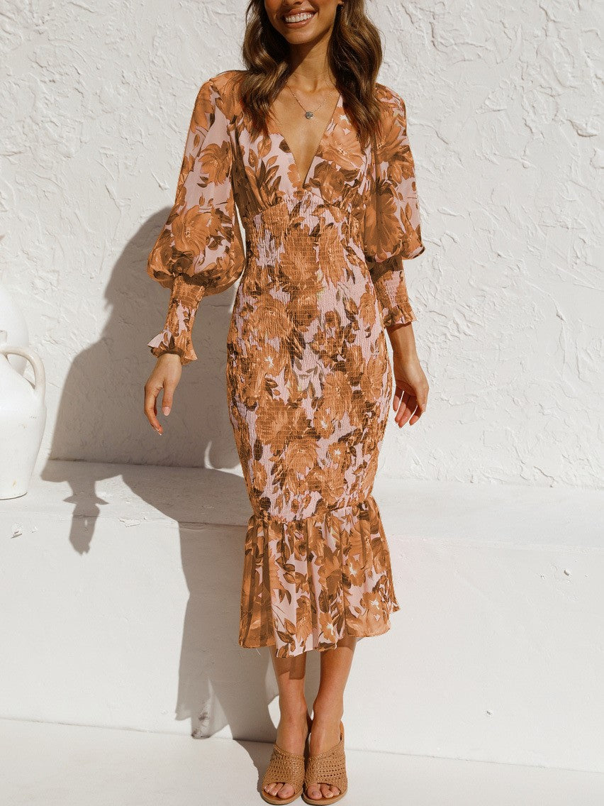 Robe à manches longues avec taille élastique et imprimé, jupe à volants