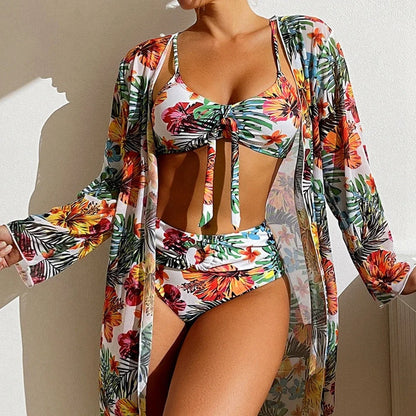 Bikini à imprimé floral et superposition