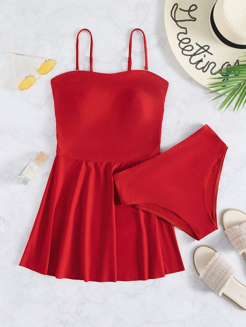 Maillots de bain conservateurs colorés