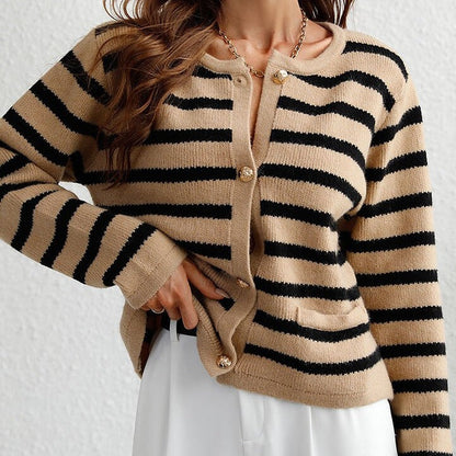 Nina - Cardigan d'Automne Tendance avec Boutons Dorés pour Femmes