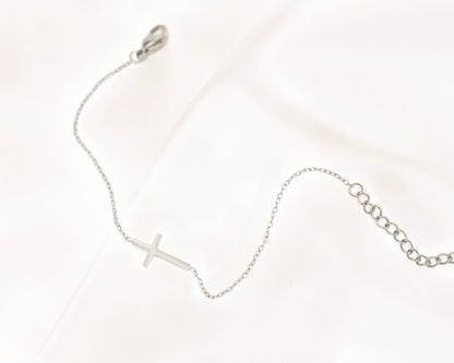 Bracelet croix en or et argent